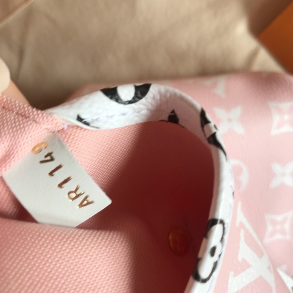 DO NOT BUYLouis Vuitton Giant Neverfull MM Limited - Picture 6 of 7